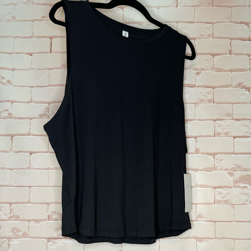NWT black athleta tank 1X cloudlight muscle tank